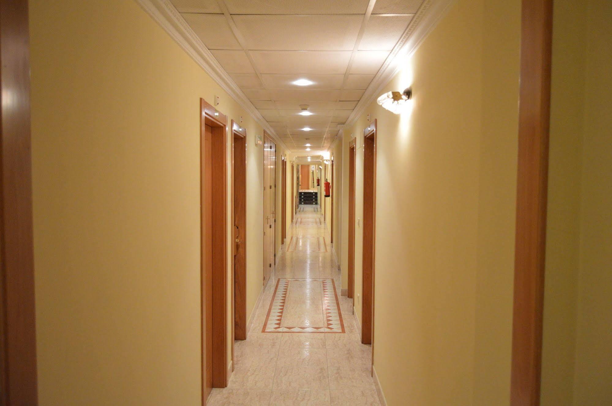 Hotel Cristal 2 آكورونيا المظهر الخارجي الصورة